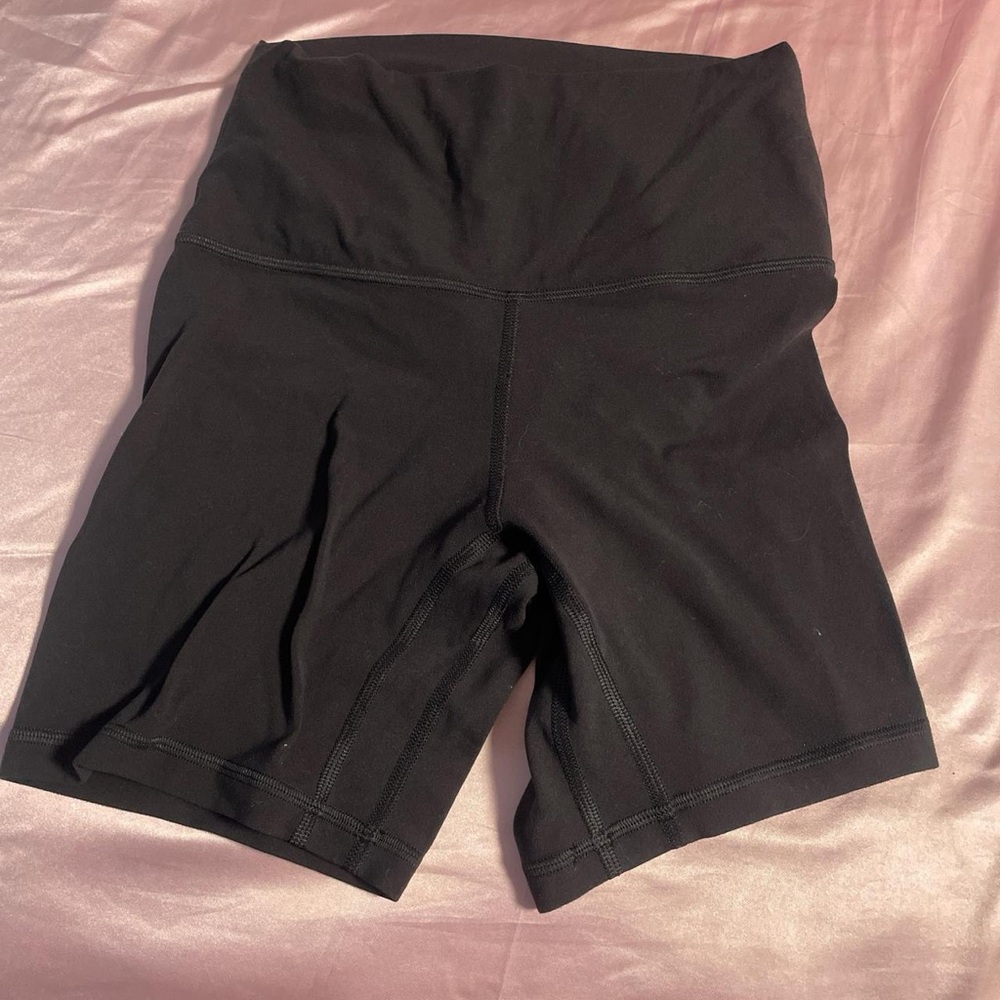 Lululemon shorts, brand new worn once ripped off tag